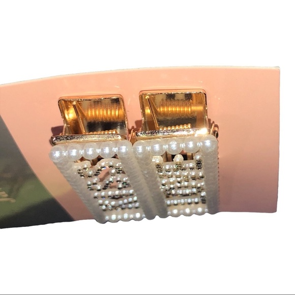 4piece-pearls & gems monogrammed glitter hair clips LOVE & KISS-mix n match FREE - Picture 11 of 12